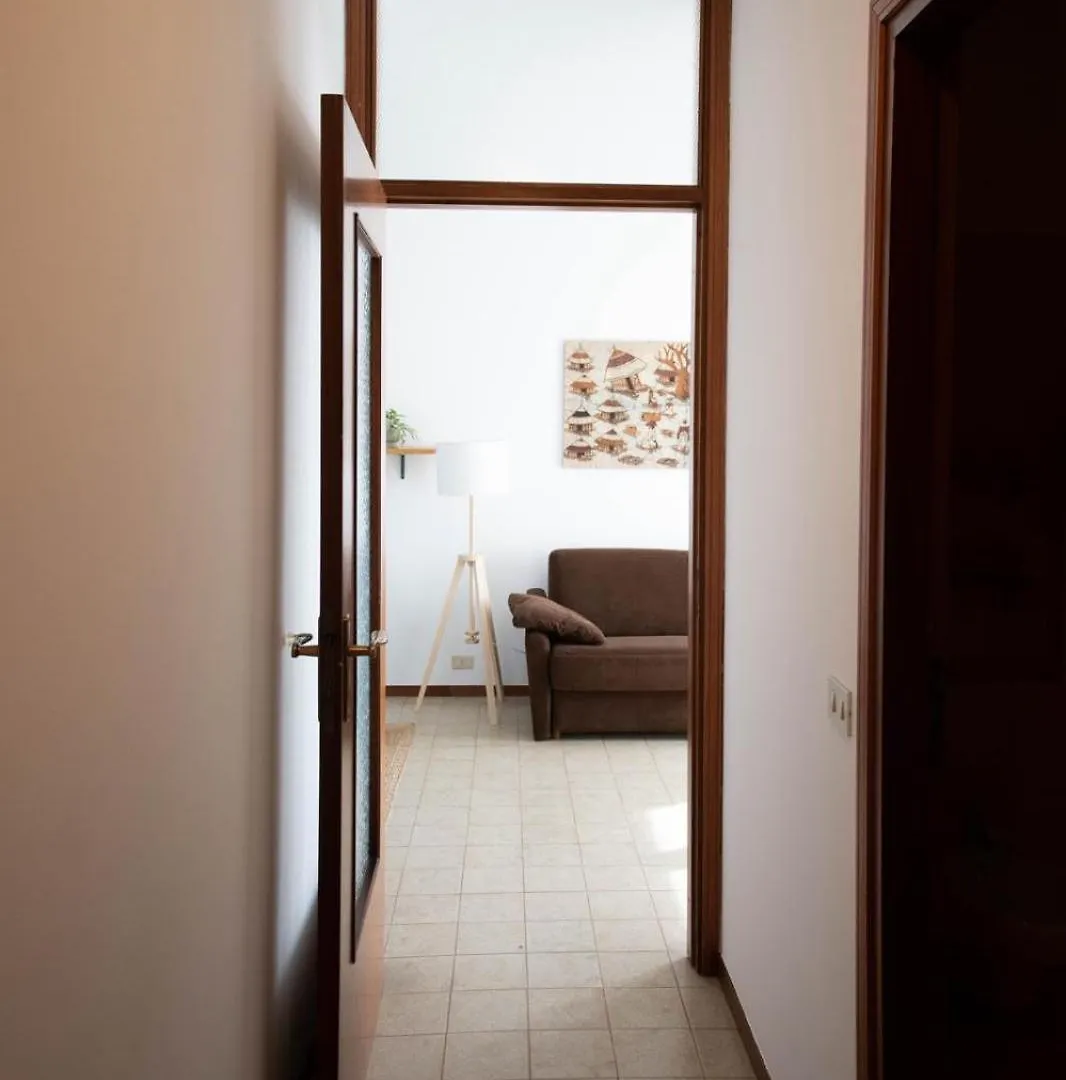 Welcome Traveller Charm Costabella Bardolino Italia